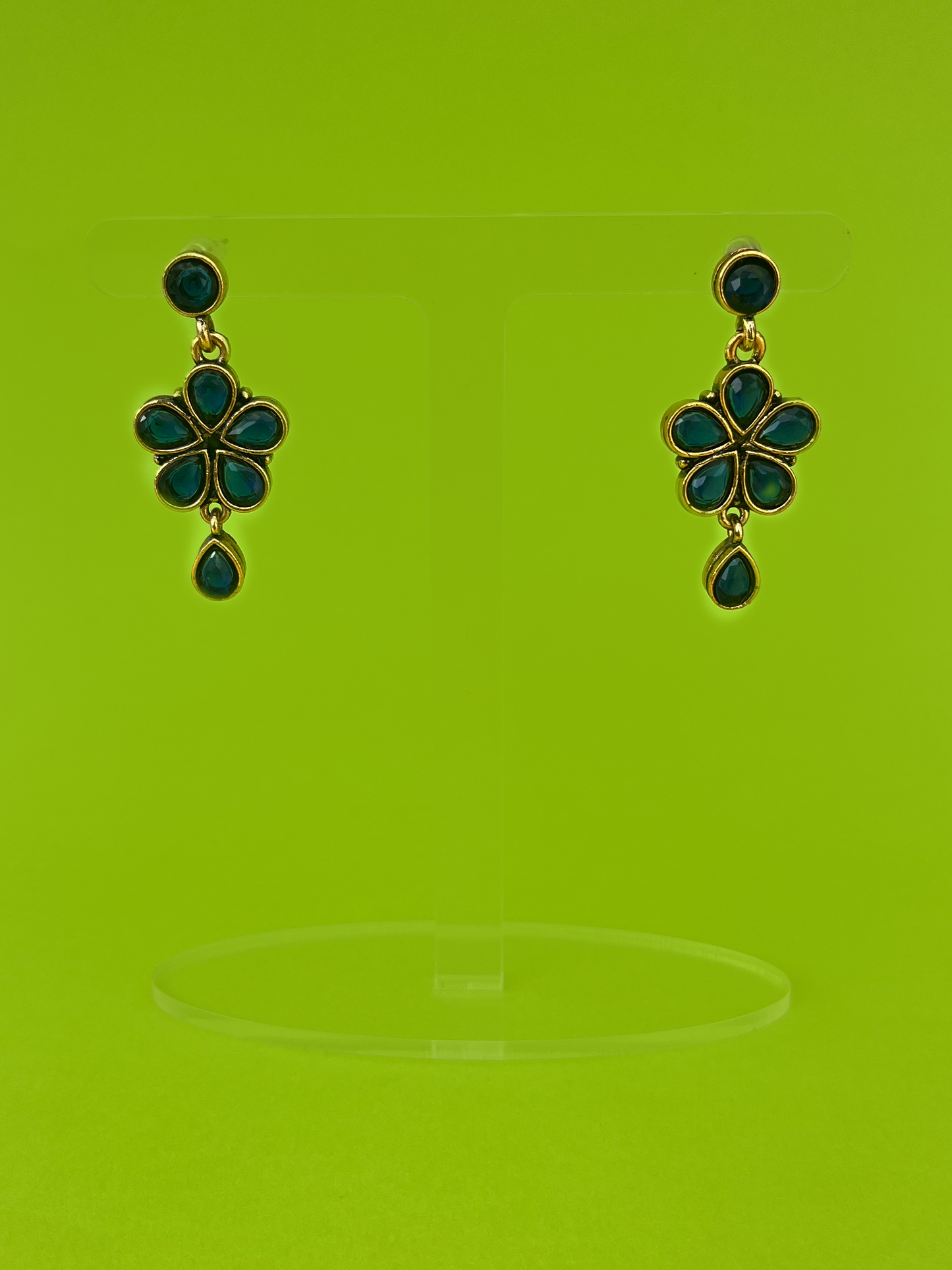 Flower-Shaped Gold-Plated Earring with Blue Stones